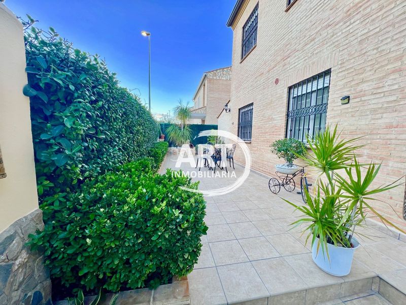 Foto 86e334a7-0d48-488f-ab73-d80e99b22fd3. Casa amb aparcament piscina a Picassent