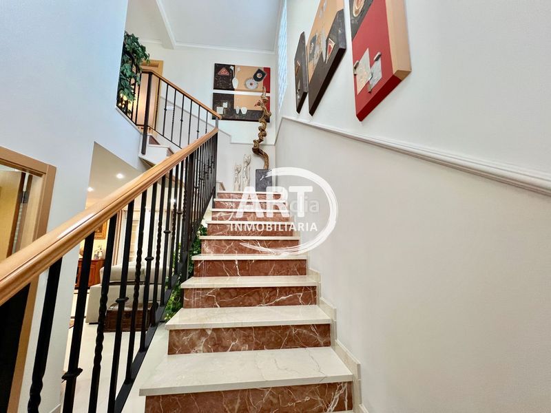 Foto c0def69d-4c53-425d-8b32-aaa6a49163dc. Casa amb aparcament piscina a Picassent