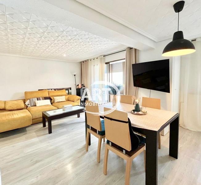 Foto 279f9789-56f0-49a9-bb4d-84f40fb3a42d. Pis amb calefacció a Malilla Valencia