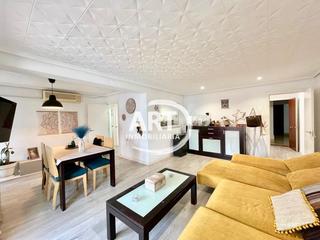 Appartement  Isla formentera. Piso en barrio de malilla en valencia