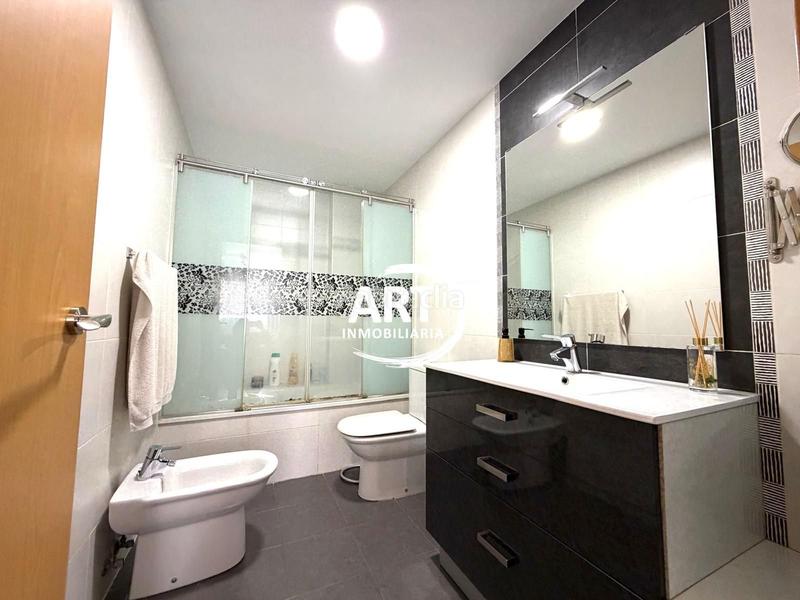 Foto cbbb672e-bc75-4cc8-aca6-d6e40abc64bb. Appartamento con riscaldamento in Aldaia