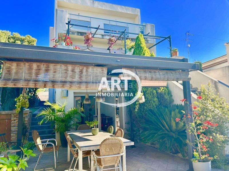 Foto 04e864bd-34d8-4edd-ab18-0b25763eaed9. Casa amb calefacció piscina a Urbanizaciones Llíria