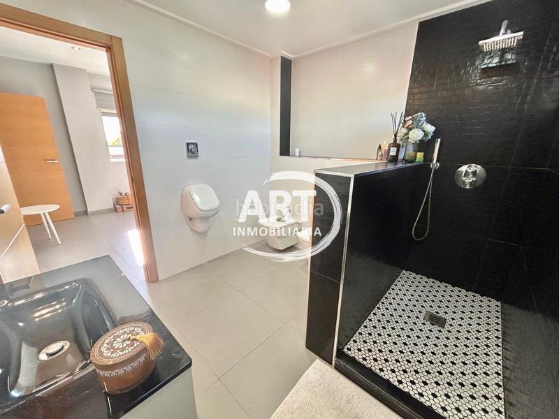 Foto 277d2c70-5af2-4ac4-a273-0502a5fddc23. Casa amb calefacció piscina a Urbanizaciones Llíria