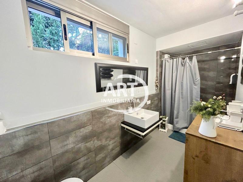 Foto 3d1c85cc-3a83-4083-a864-99c7d967227c. Casa amb calefacció piscina a Urbanizaciones Llíria