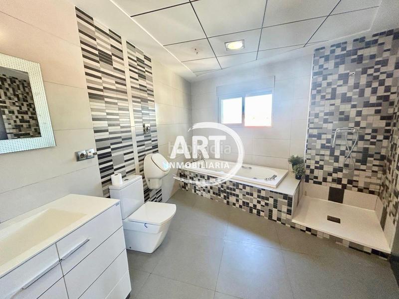 Foto 6f6d6cab-20c1-495e-895f-c7ae7a9b0096. Casa amb calefacció piscina a Urbanizaciones Llíria