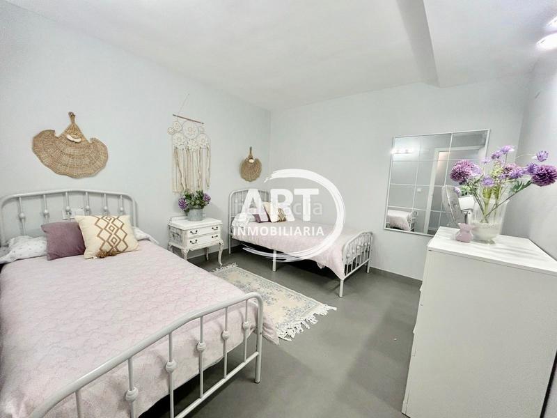 Foto 941760fa-e0e3-44f6-9ae9-03f63f6da2b5. Casa amb calefacció piscina a Urbanizaciones Llíria