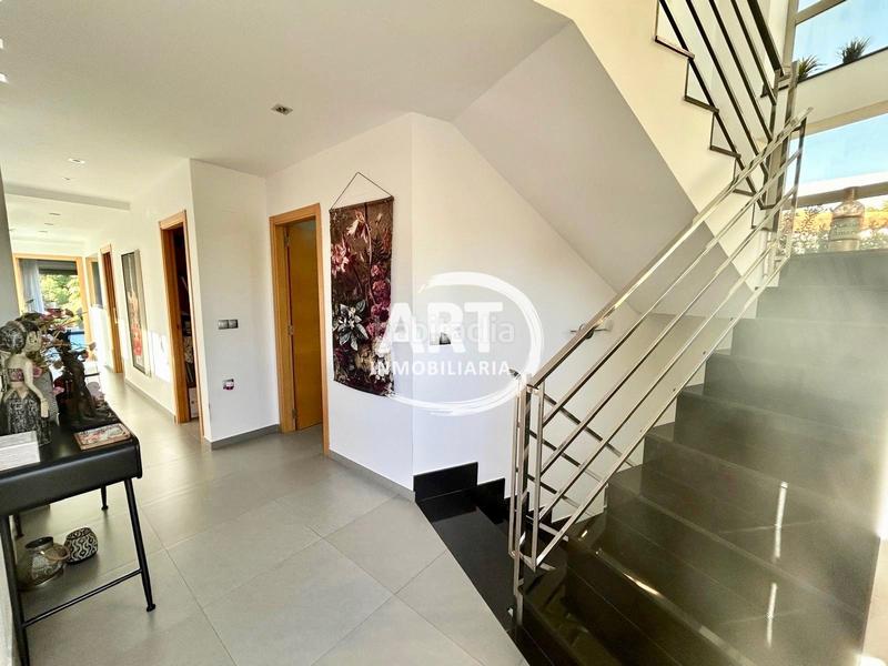 Foto b36a23da-2ae6-4811-bbce-c1746cc7ce2b. Casa amb calefacció piscina a Urbanizaciones Llíria