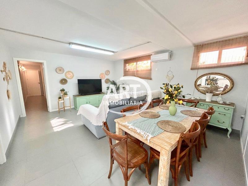 Foto c9a1939c-3b47-44ce-b0b7-5b7d072d2c84. Casa amb calefacció piscina a Urbanizaciones Llíria