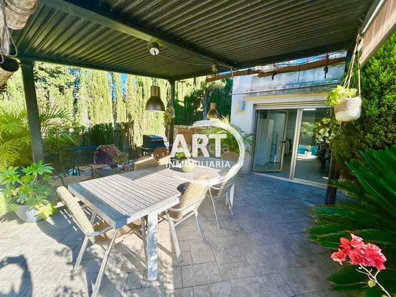 Foto fa54799e-dd92-456a-9b27-5490045317ac. Casa amb calefacció piscina a Urbanizaciones Llíria