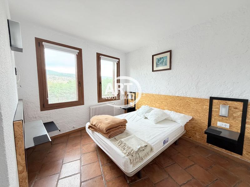 Foto 11a54f12-2661-496a-b941-dbf2d36cac07. Edifici a majadas 34 a Alcalá de la Selva