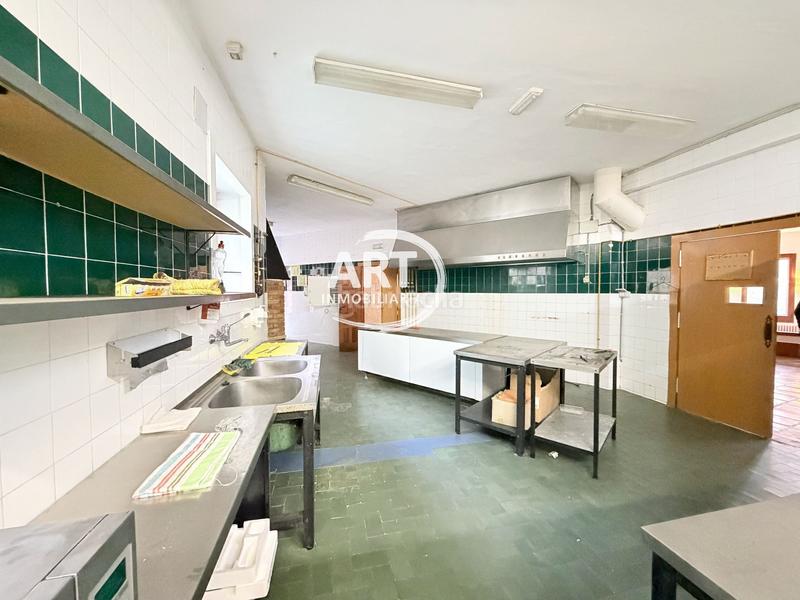 Foto 62675f53-f314-45b3-a509-373b61e02790. Edifici a majadas 34 a Alcalá de la Selva