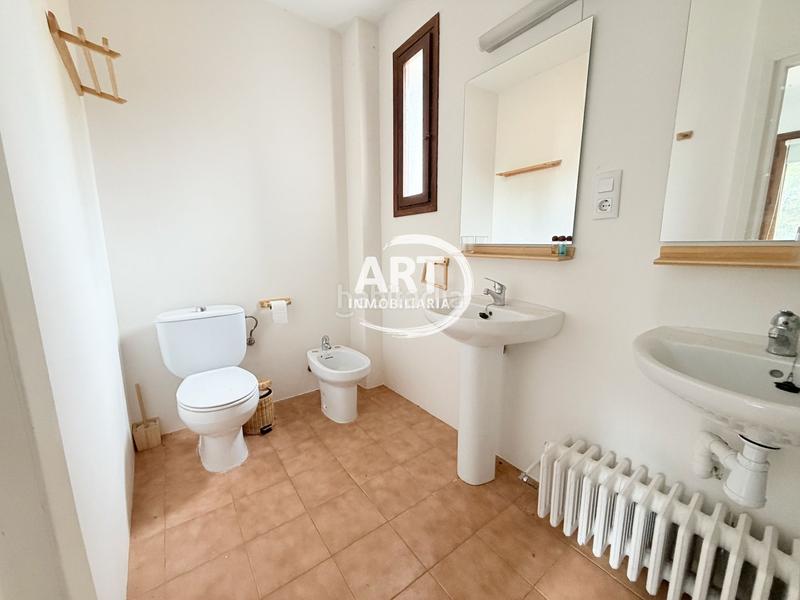 Foto 6727fa5d-006e-435d-9c36-3f20447446a0. Edifici a majadas 34 a Alcalá de la Selva