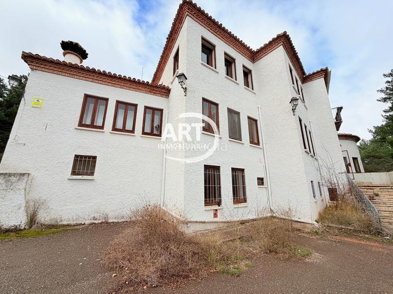 Foto 85c49753-82e4-460c-996a-def402826279. Edifici a majadas 34 a Alcalá de la Selva