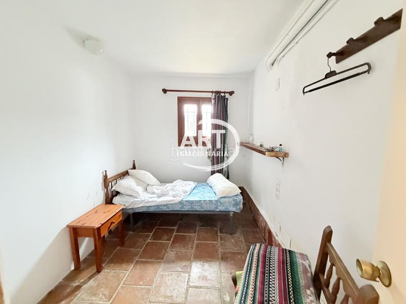 Foto af41607b-87b6-418c-af8e-a7e15abe1879. Edifici a majadas 34 a Alcalá de la Selva