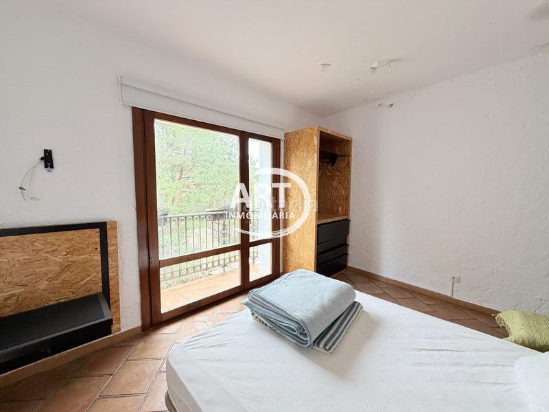 Foto b2423a73-db74-4140-8ded-fcc55270c572. Edifici a majadas 34 a Alcalá de la Selva