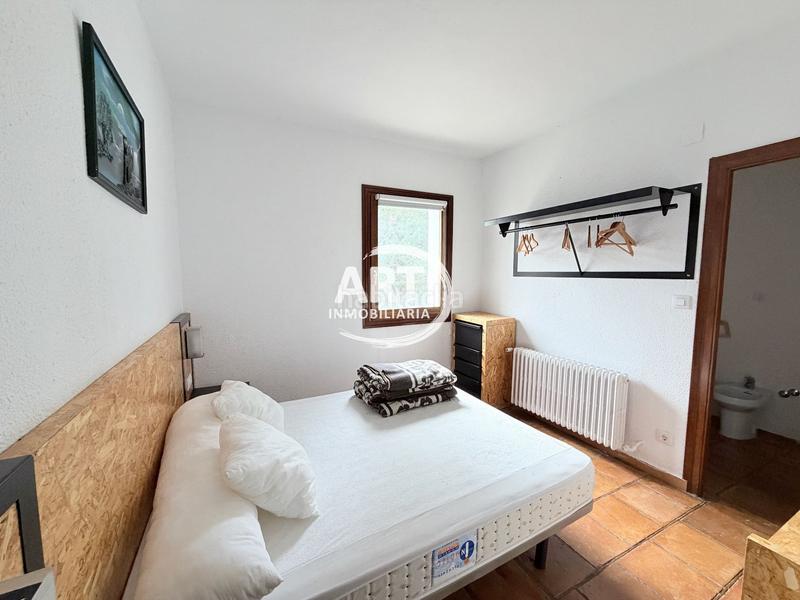 Foto c00cfeb1-a430-4060-8e1e-d88f8ac5202e. Edifici a majadas 34 a Alcalá de la Selva