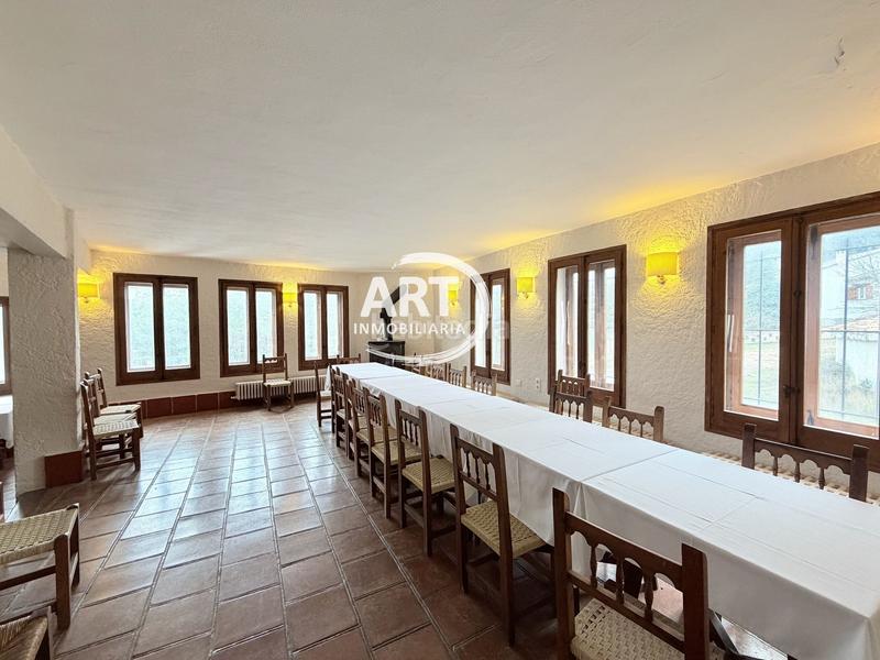 Foto f01bc1fd-8b24-4511-bcd6-4d26f21b7045. Edifici a majadas 34 a Alcalá de la Selva