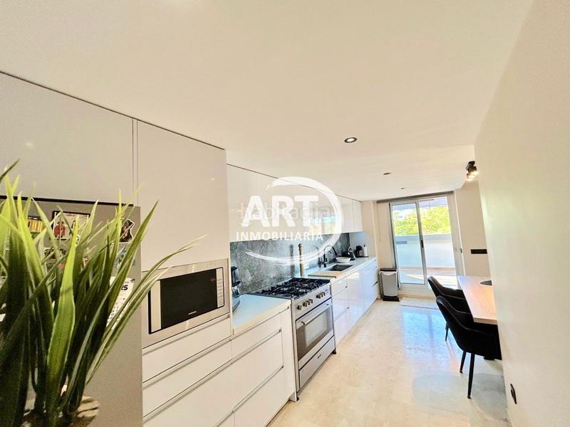 Foto c090eba1-4d32-44a5-bc76-ebbd5e841279. Flat with heating pool in Nou Campanar Valencia