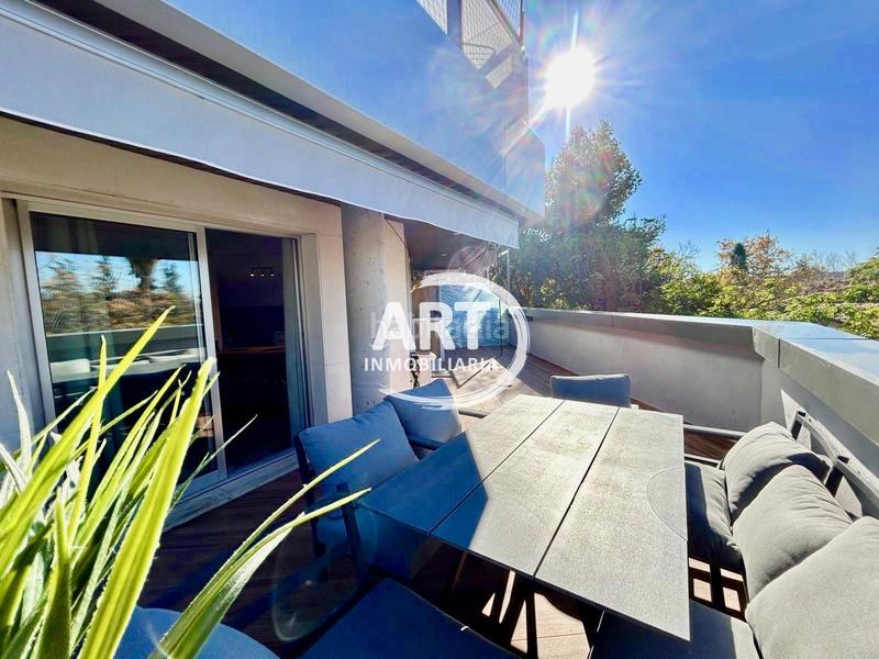 Foto f61f19f3-edab-413d-8e41-40395cc8da25. Flat with heating pool in Nou Campanar Valencia