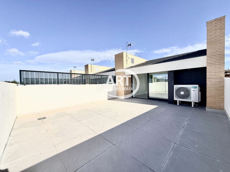 Foto 9490df6d-c3bd-4f23-97ff-e430d5ae6d43. Casa adossada amb calefacció piscina a Benissanó