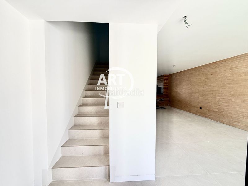 Foto ad75cfbc-db86-446d-8776-9f6b4ed5743f. Casa adossada amb calefacció piscina a Benissanó