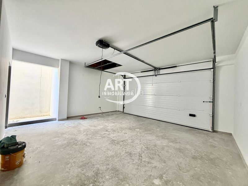 Foto b1208f30-5a03-4b9a-90a5-7e554583efe2. Casa adossada amb calefacció piscina a Benissanó