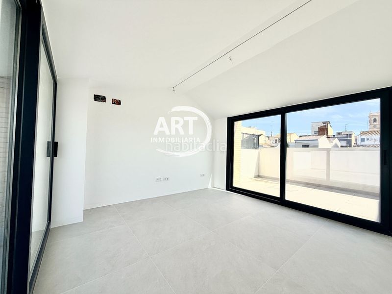 Foto becf9fb8-7337-4d3a-ba97-565eb5e07a67. Casa adossada amb calefacció piscina a Benissanó