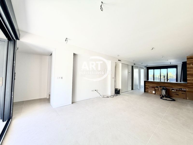 Foto e15b9489-1d3a-4264-895e-74ea6c923839. Casa adossada amb calefacció piscina a Benissanó