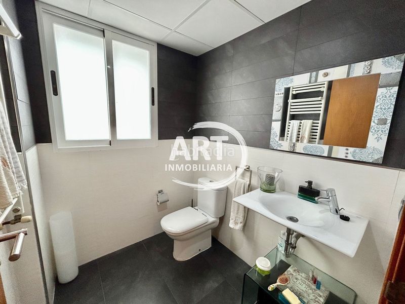 Foto d176ecc7-361a-4954-a104-6a771a5ba52e. Casa amb calefacció piscina a Torre en Conill-Cumbres de San Antonio Bétera
