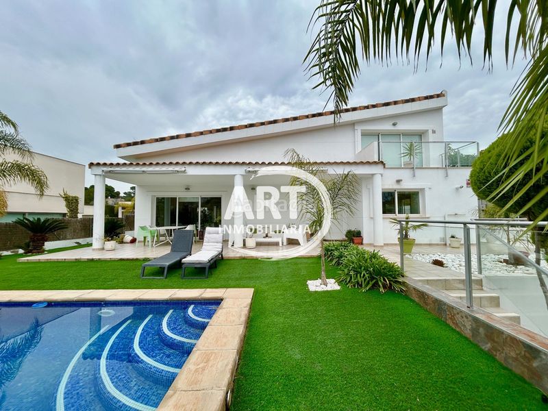 Foto edf41e46-fbea-40ba-8845-c28d191f8fb2. Casa amb calefacció piscina a Torre en Conill-Cumbres de San Antonio Bétera