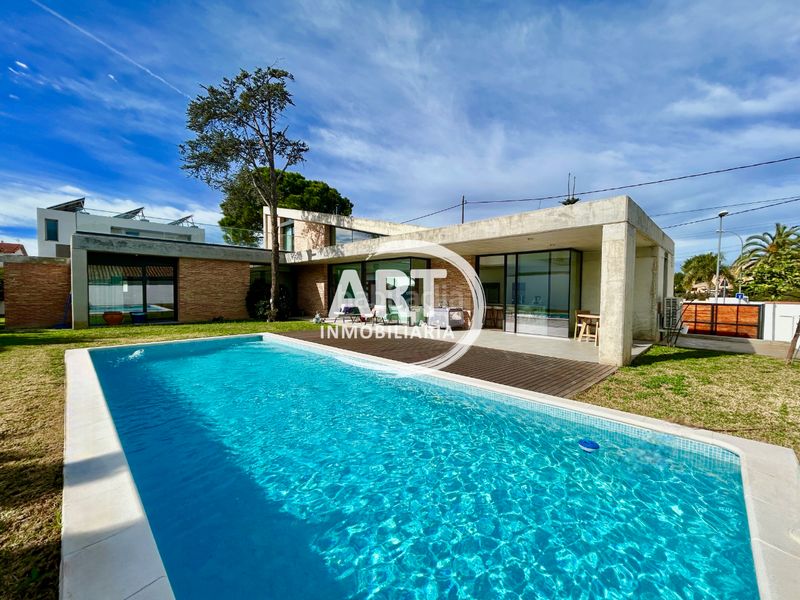 Foto 478de075-c8b0-40ae-a998-aeede14ca727. Casa amb calefacció piscina a El Carme-Sant Agustí-Bonavista Eliana (l´)