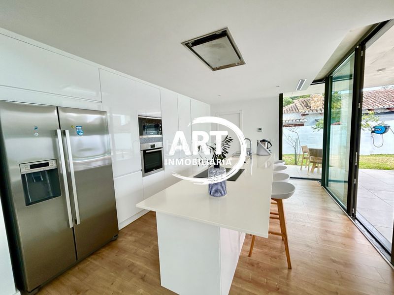 Foto cc218d73-2297-4803-a9a7-fdbe71e67180. Casa amb calefacció piscina a El Carme-Sant Agustí-Bonavista Eliana (l´)