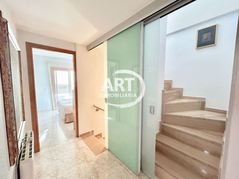 Foto f4a7194e-9a23-48dd-8420-3d47338c5cbd. Casa adossada amb calefacció aparcament piscina a Bétera
