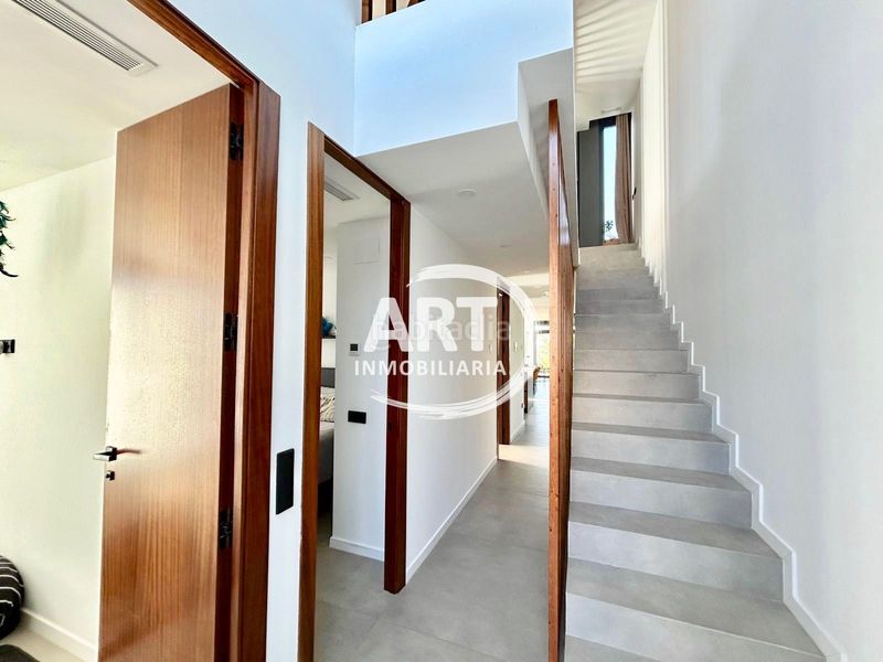 Foto a23bbe25-cb35-4bad-be5e-bc2f95ae2bf1. Casa amb calefacció aparcament piscina a Torre en Conill-Cumbres de San Antonio Bétera