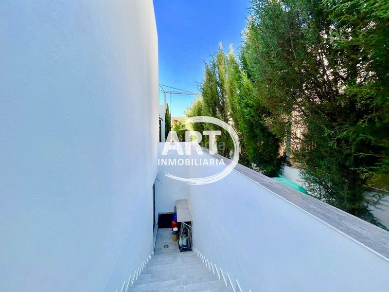 Foto f22fdffc-3d02-42f3-a70e-c78b77e033c3. Casa amb calefacció aparcament piscina a Torre en Conill-Cumbres de San Antonio Bétera