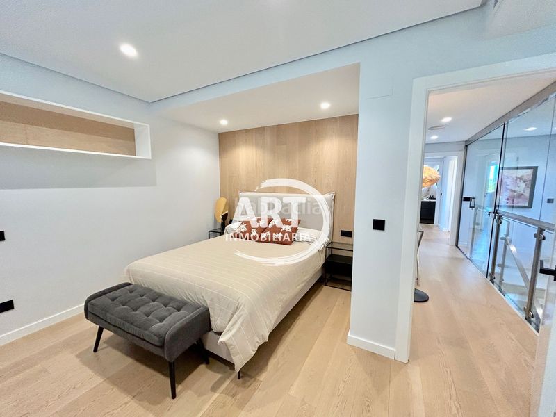 Foto 0cce637f-2549-471b-83bd-640d237d2b47. Casa amb calefacció aparcament piscina a La Conarda-Montesano Bétera