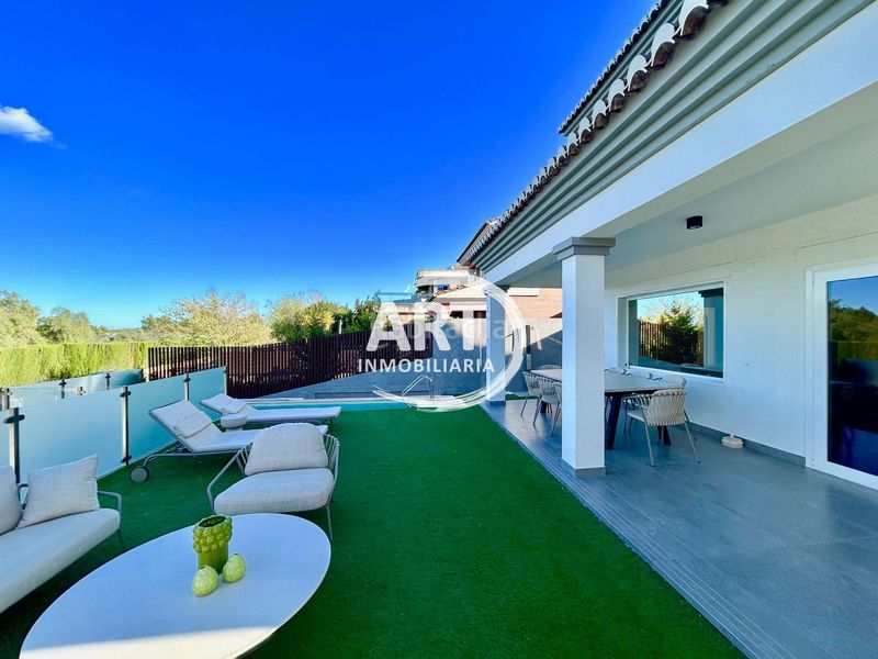 Foto 28e83f30-d28c-4396-aaf6-9daa5d0ca7db. Casa amb calefacció aparcament piscina a La Conarda-Montesano Bétera