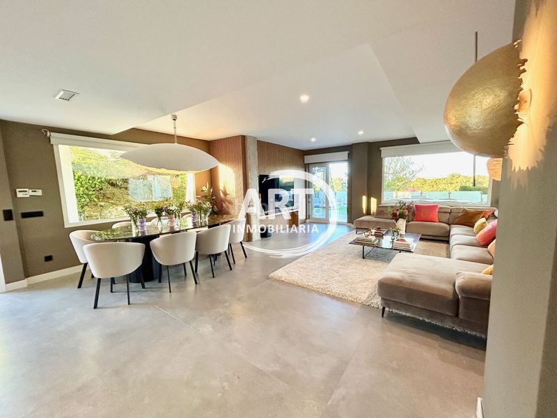 Foto f9d0cda9-ea71-432b-9e75-3a6e75a89bdc. Casa amb calefacció aparcament piscina a La Conarda-Montesano Bétera