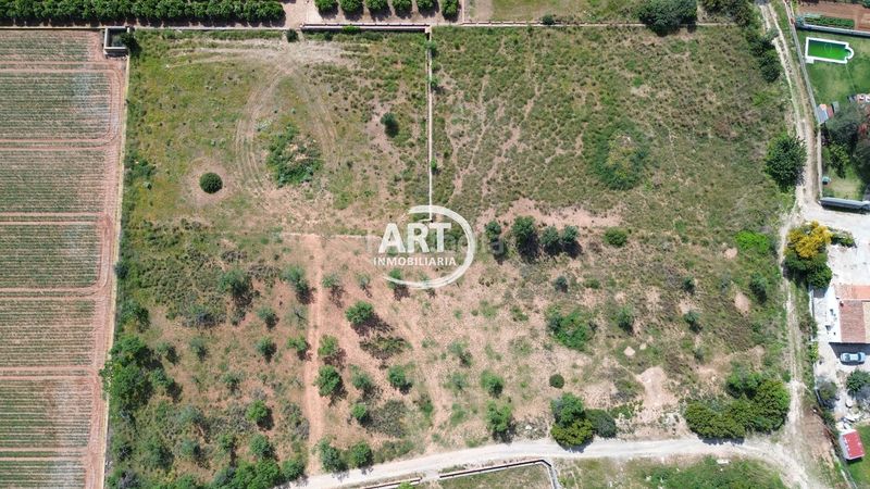 Foto a72977b5-7ab4-4a77-93a3-ae374823fd7d. Terreny residencial a La Conarda-Montesano Bétera
