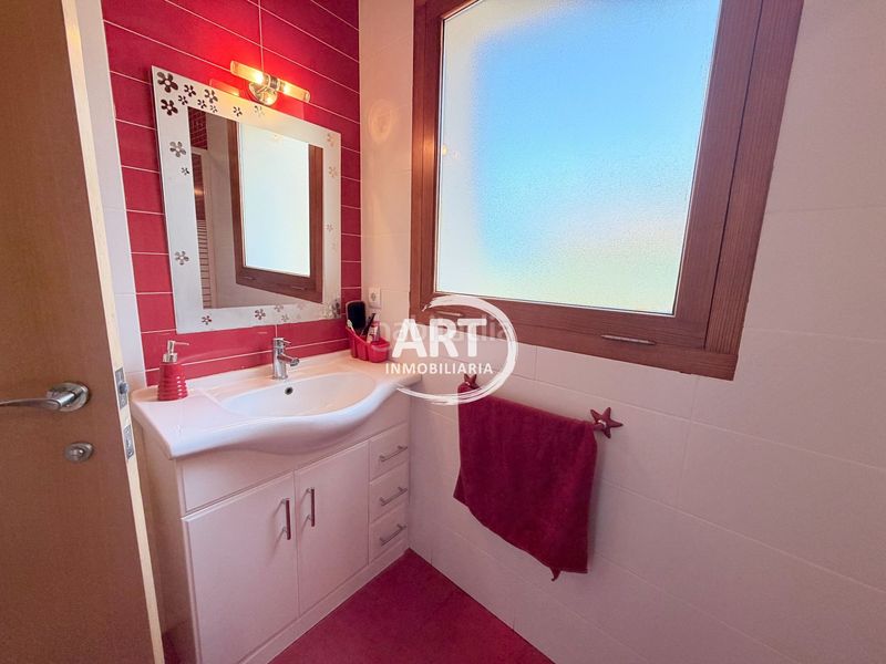 Foto 7ef7d109-59e3-4706-9f9d-13605361f681. Casa amb calefacció piscina a Serra