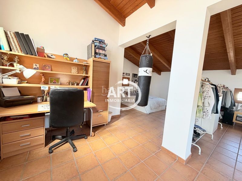 Foto a3d4bfa5-b092-4efe-b650-375c301b39ef. Casa amb calefacció piscina a Serra