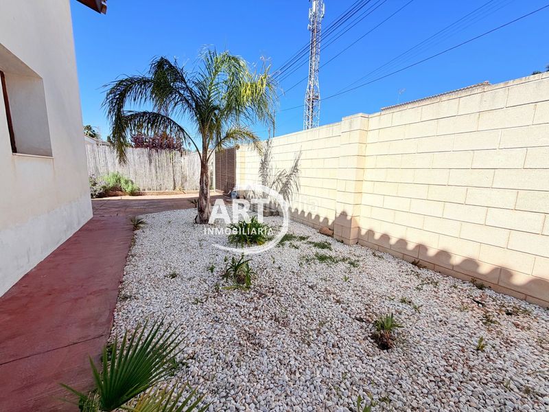 Foto b1fff7d2-d16b-4554-b6a4-8b82f4c986e5. Casa amb calefacció piscina a Serra