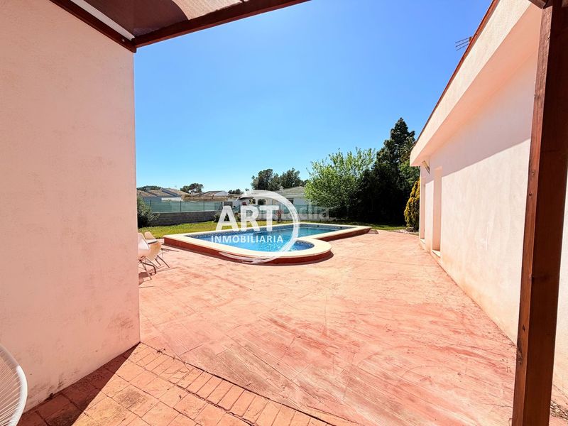 Foto c359f40d-dd34-43bf-8019-c1234a8ecad6. Casa amb calefacció piscina a Serra