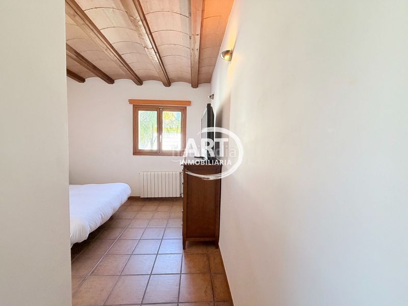 Foto ca9ede31-6957-41b1-af7f-7b29700f55da. Casa amb calefacció piscina a Serra