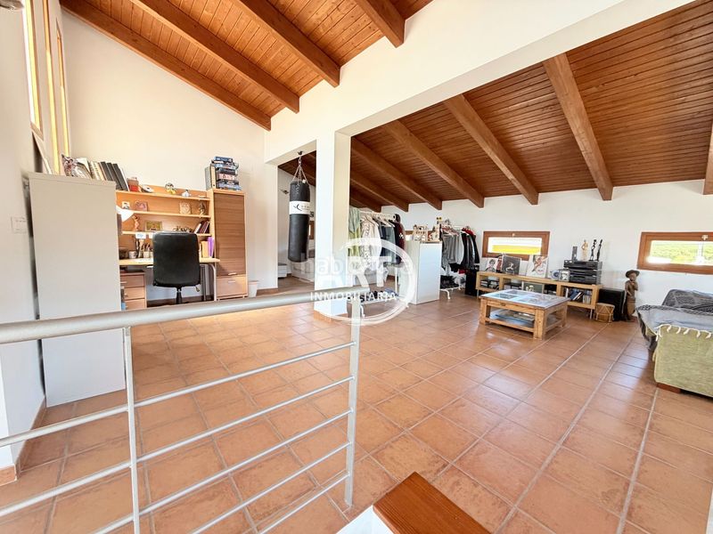 Foto d1a79b65-04e9-41cf-ae0a-75bd64871c5d. Casa amb calefacció piscina a Serra