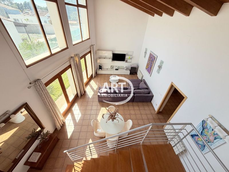 Foto f94a2be8-4c7a-461e-a48a-f7c31712e4ed. Casa amb calefacció piscina a Serra