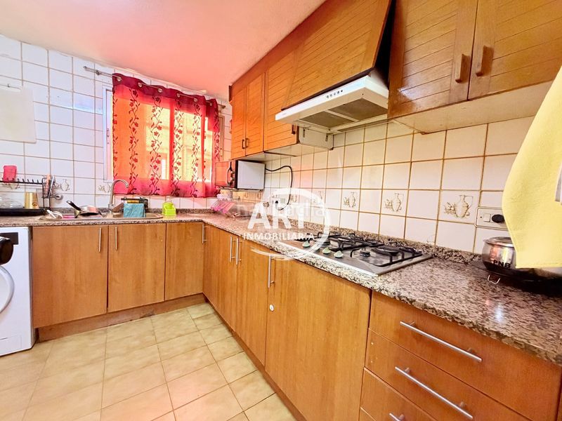 Foto be1cef47-4546-4be1-ad81-5ef5ee82a446. Pis amb calefacció aparcament a Santa Rita Paterna