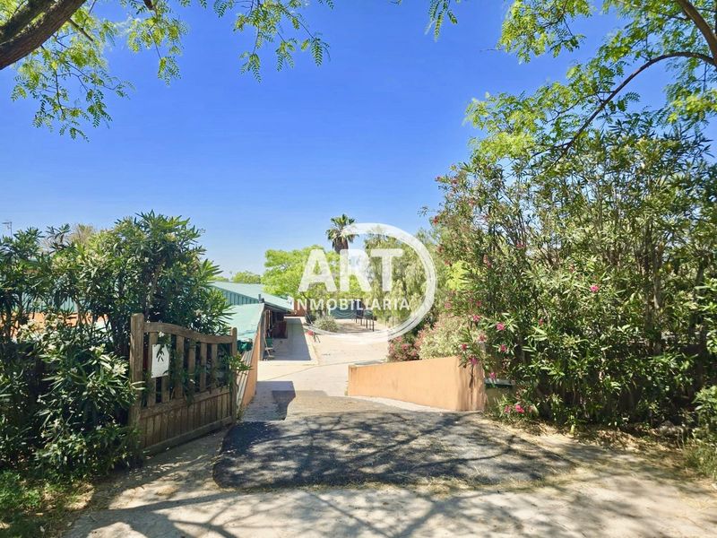 Foto 252ca7d2-a699-4dbd-9b3d-5f414229e18b. Casa amb calefacció aparcament piscina a La Conarda-Montesano Bétera
