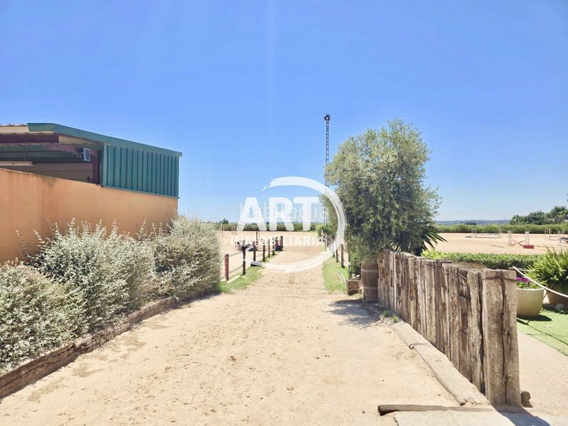 Foto 54337e69-e469-4f26-b801-3d266fb97761. Casa amb calefacció aparcament piscina a La Conarda-Montesano Bétera