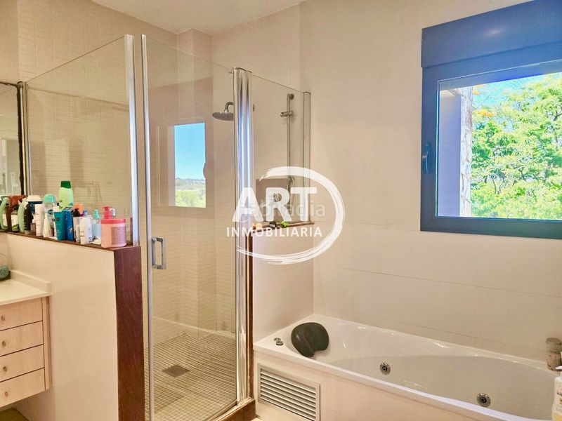 Foto f0e89e6c-c1c9-47d1-9ae3-20e37a5a1770. Casa amb calefacció aparcament piscina a La Conarda-Montesano Bétera